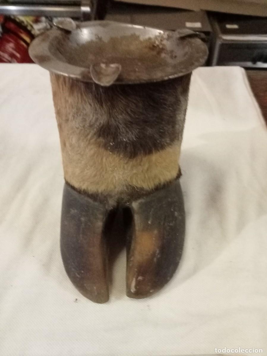Ceniceros: Cenicero pie de toro colombia - Foto 1