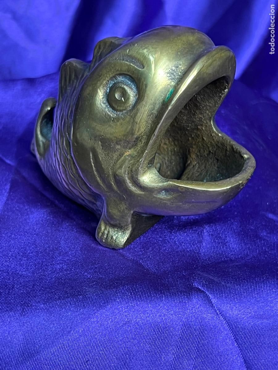 Ceniceros: ANTIGUO CENICERO EN BRONCE FORMA PEZ - Foto 11