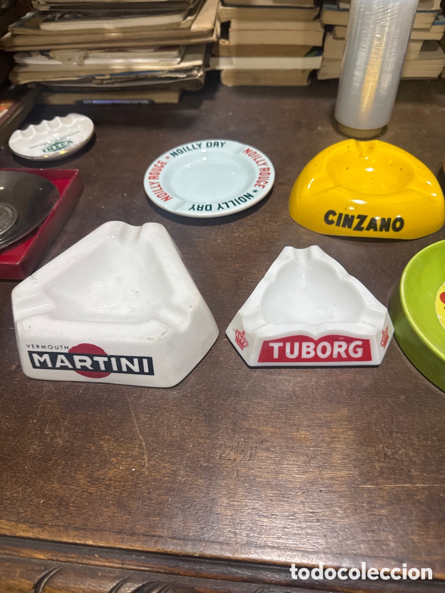 Aschenbecher: Lote De, ceniceros, cer&aacute;mica, pl&aacute;stico duro, De Policia de bebidas