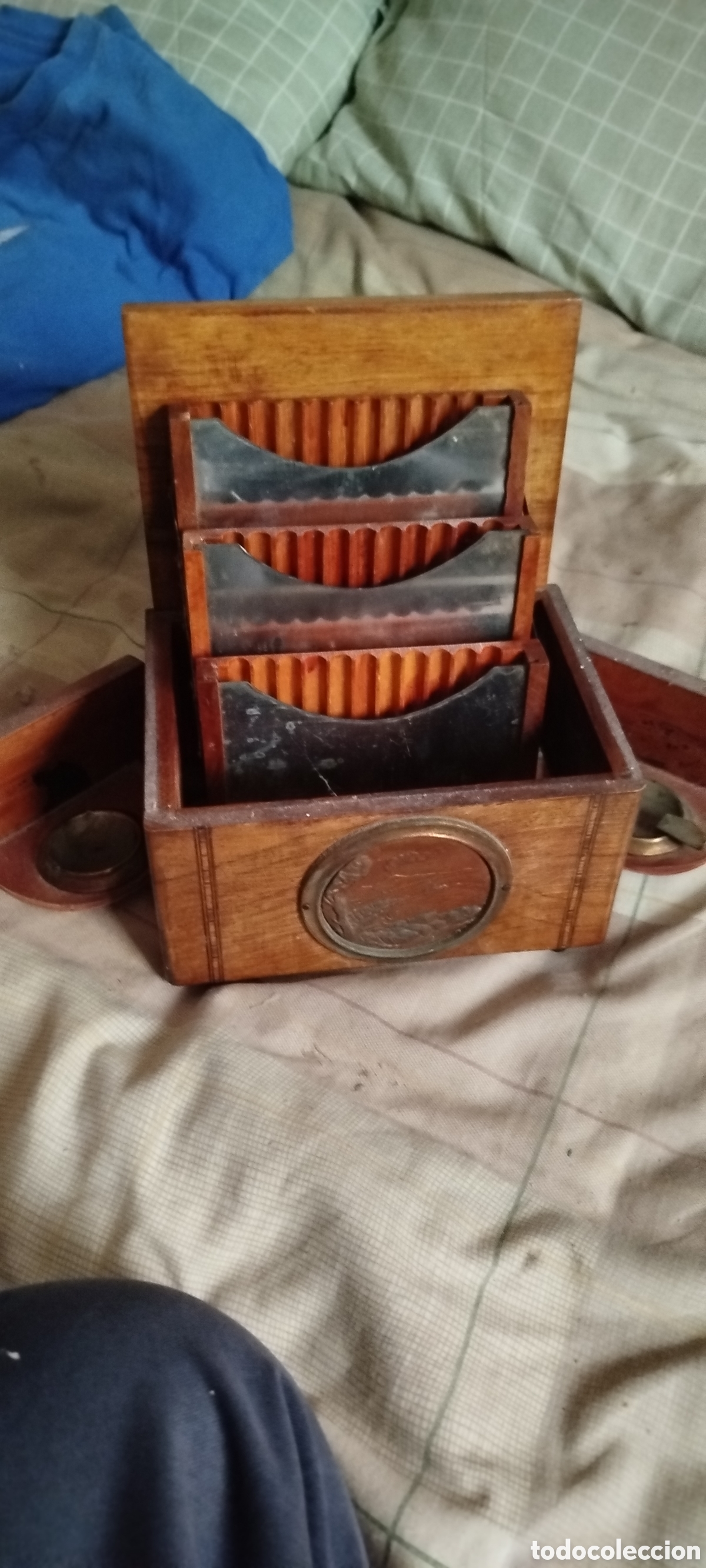 Ceniceros: Caja de cigarros de madera vintage - Foto 2