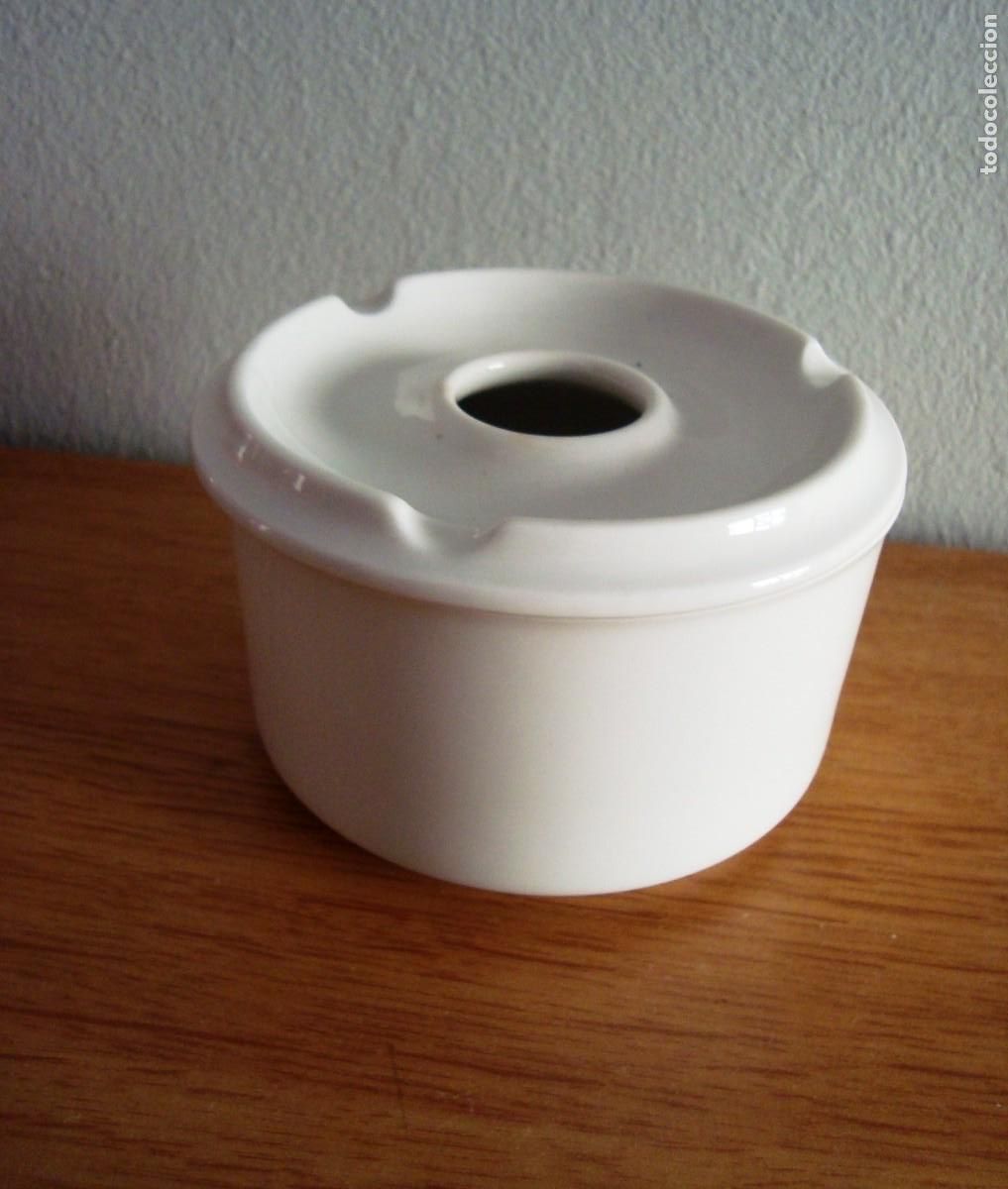 Ceniceros: ANTIGUO CENICERO DE PORCELANA CON TAPA BIDASOA