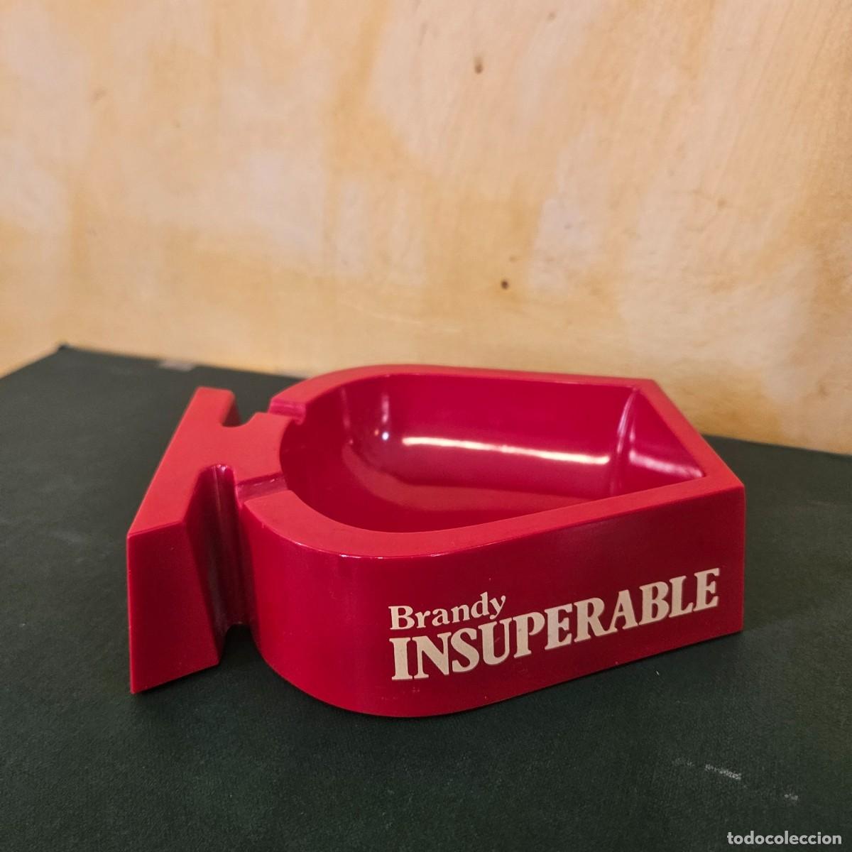 Ceniceros: Cenicero de publicidad del jerez GONZALEZ BYASS en forma de copa roja