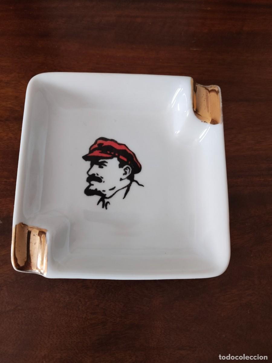 Ceniceros: Cenicero de Lenin. Comunismo.