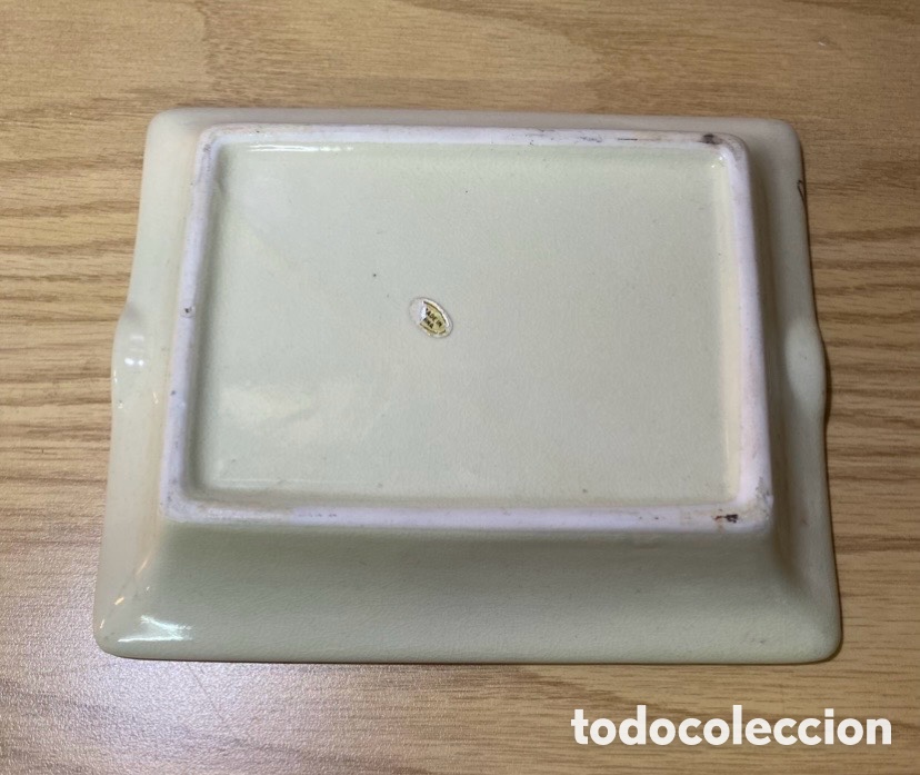 Ceniceros: Bonito cenicero cu&ntilde;o como nuevo - Foto 4