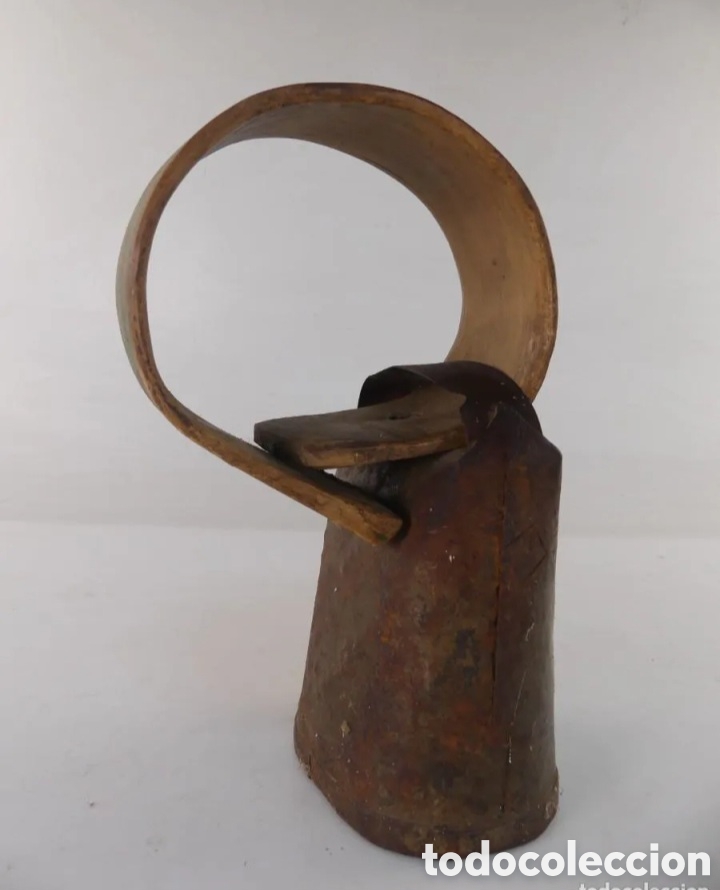 Ceniceros: Cencerro antiguo collar de madera - Foto 3