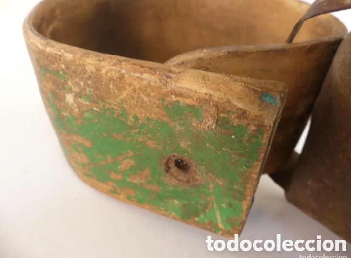 Ceniceros: Cencerro antiguo collar de madera - Foto 11