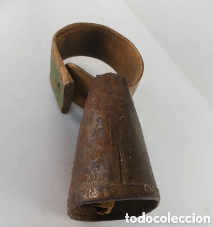 Cendriers: Cencerro antiguo collar de madera