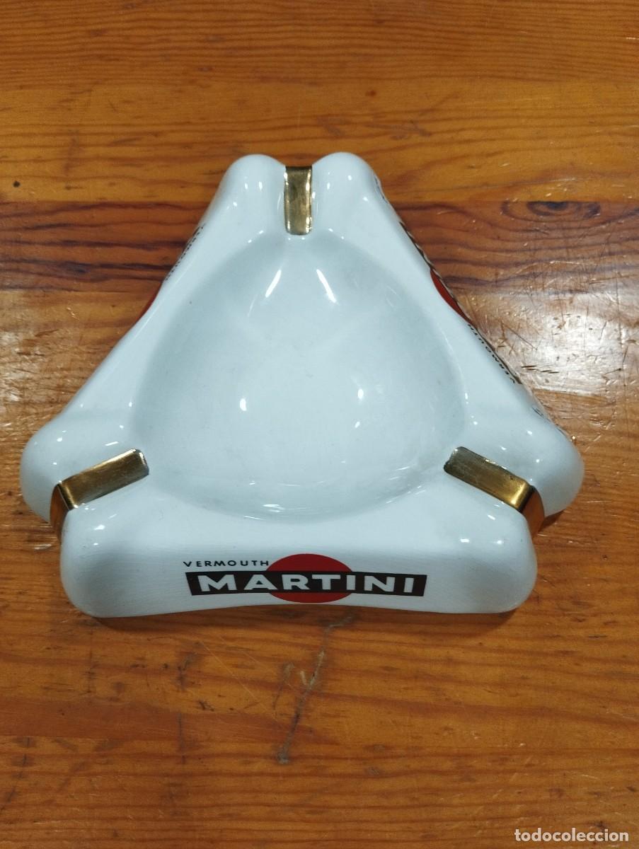 Ceniceros: CENICERO MARTINI PONTESA IRONSTONE DE PORCELANA.