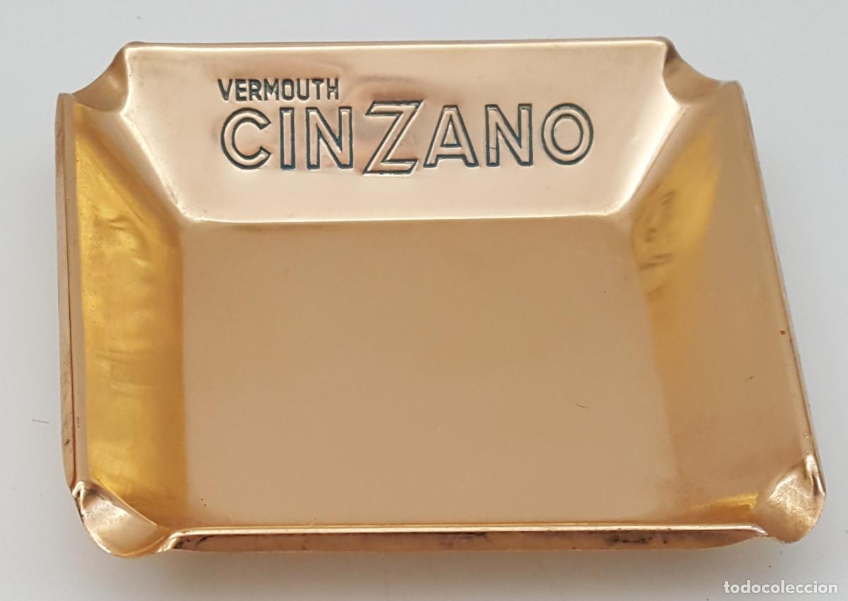 Ceniceros: CENICERO ALUMINIO VERMOUTH CINZANO