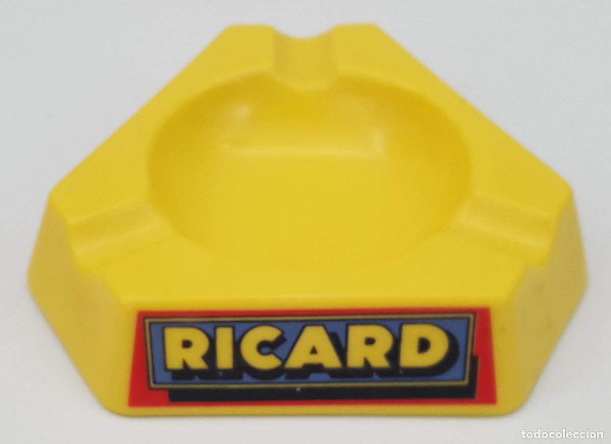 Ceniceros: CENICERO PORCELANA RICARD, MARCA OPALEX MADE IN FRANCE