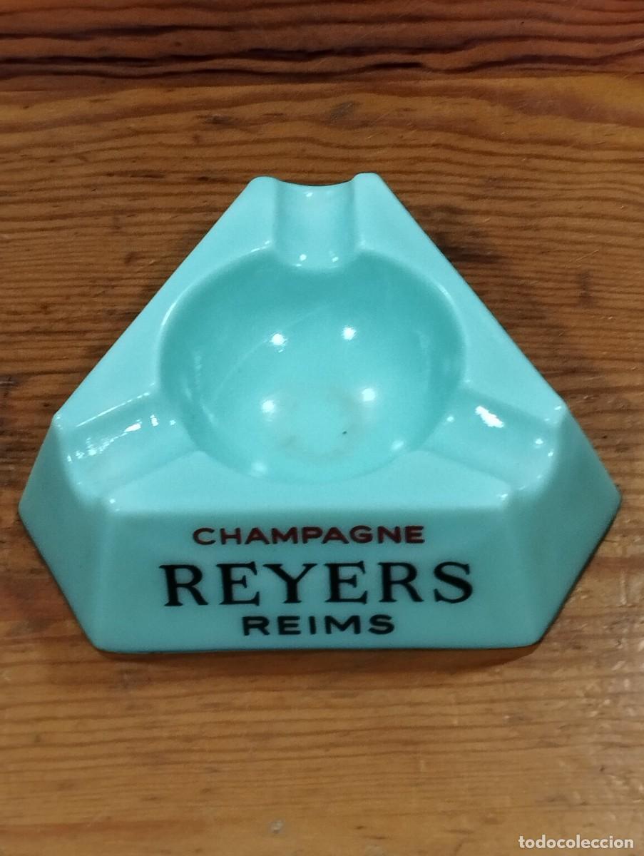 Ceniceros: CENICERO CHAMPAGNE REYERS. PORCELANA.