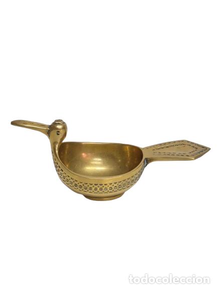 Ceniceros: Vaciabolsillos, Cenicero - Sello Valenti - Bronce con forma de P&aacute;jaro - Vintage