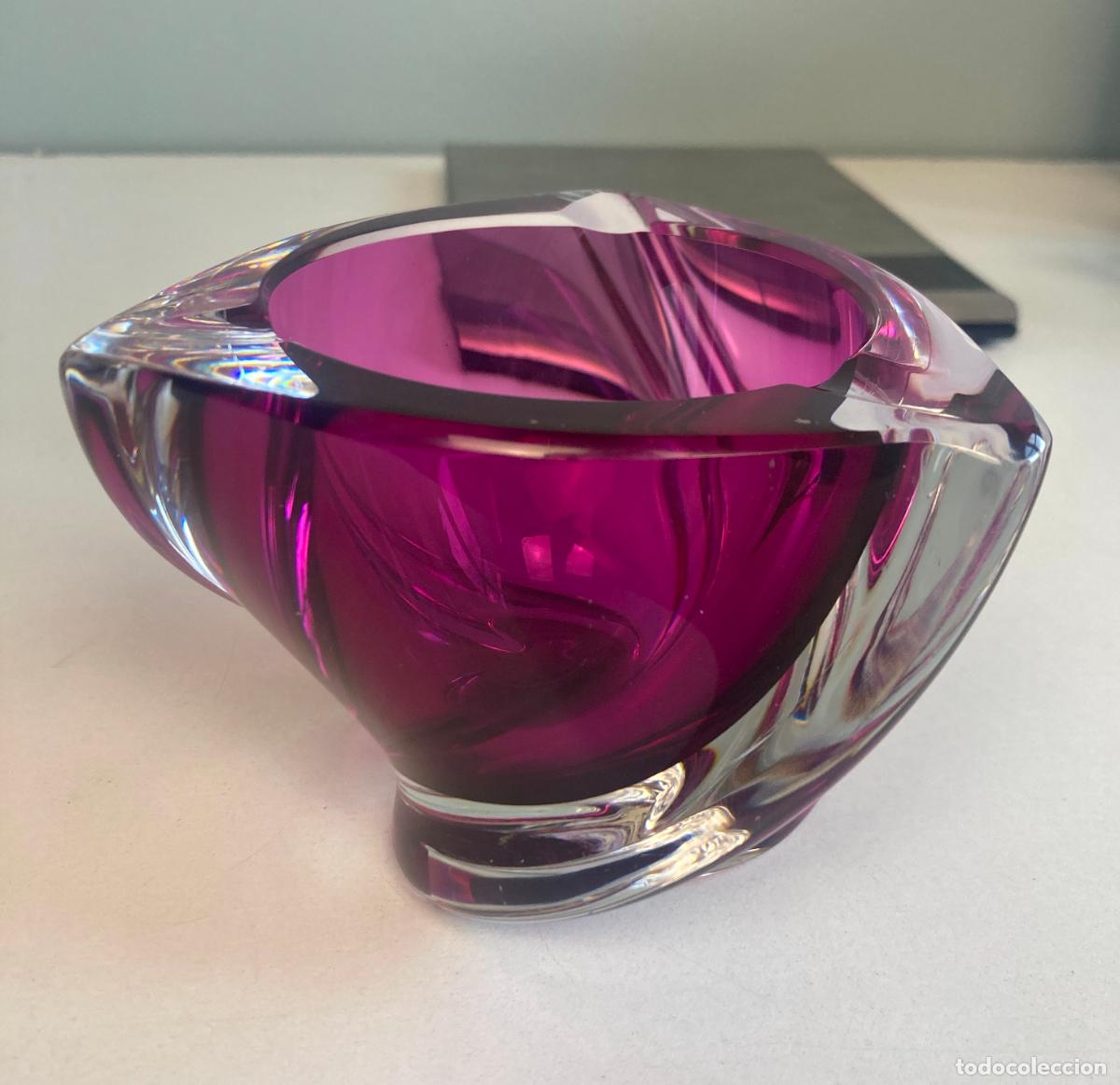 Ceniceros: Bonito cenicero de Murano, tonos lilas.