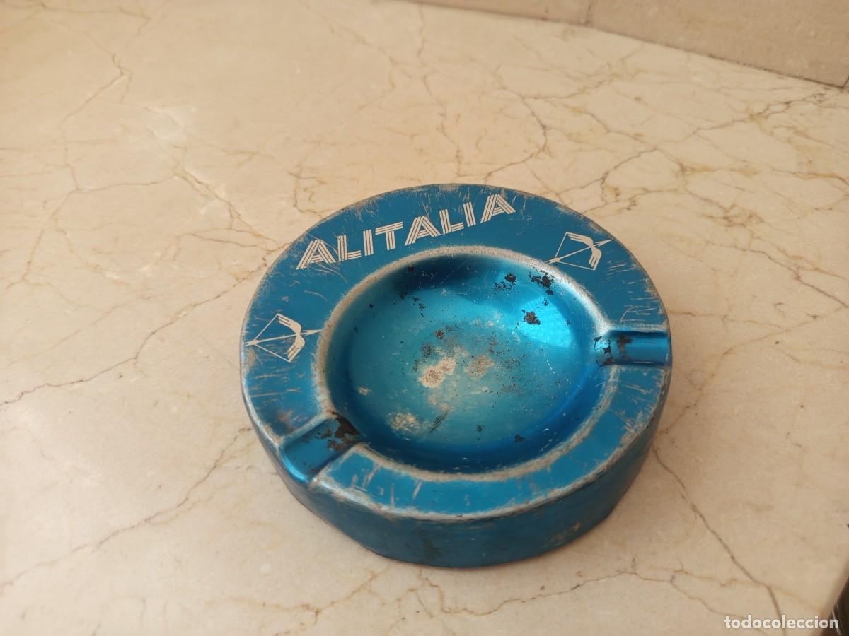 Ceniceros: Antiguo cenicero de Alitalia de los a&ntilde;os 50 # aerolinea italia avion