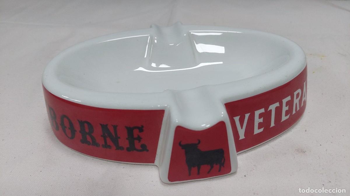 Ceniceros: Magn&iacute;fico cenicero Veterano Osborne Moahsa porcelana