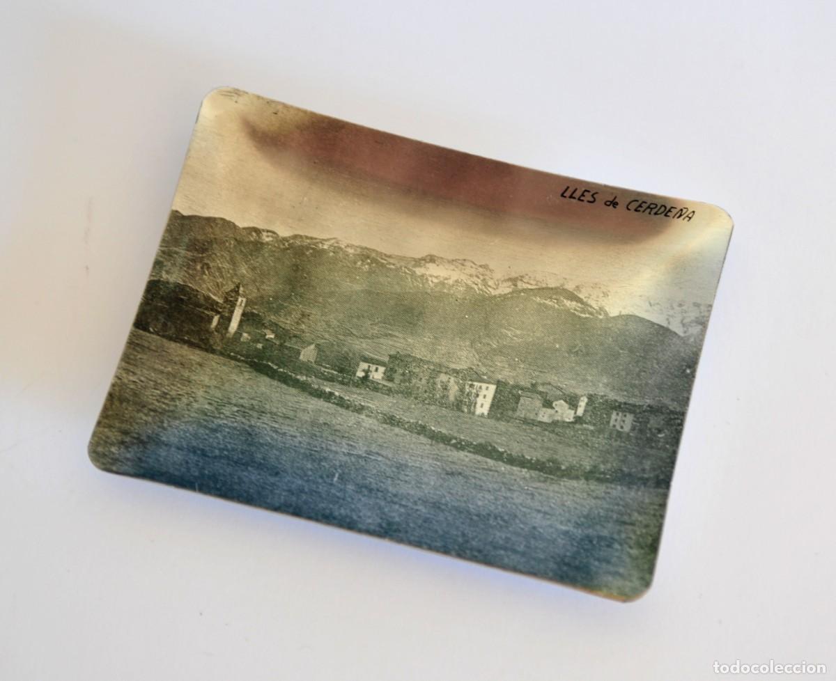 Ceniceros: Cenicero vintage de aluminio anodizado plateado con fotograf&iacute;a.. LLES DE CERDE&Ntilde;A. Italia
