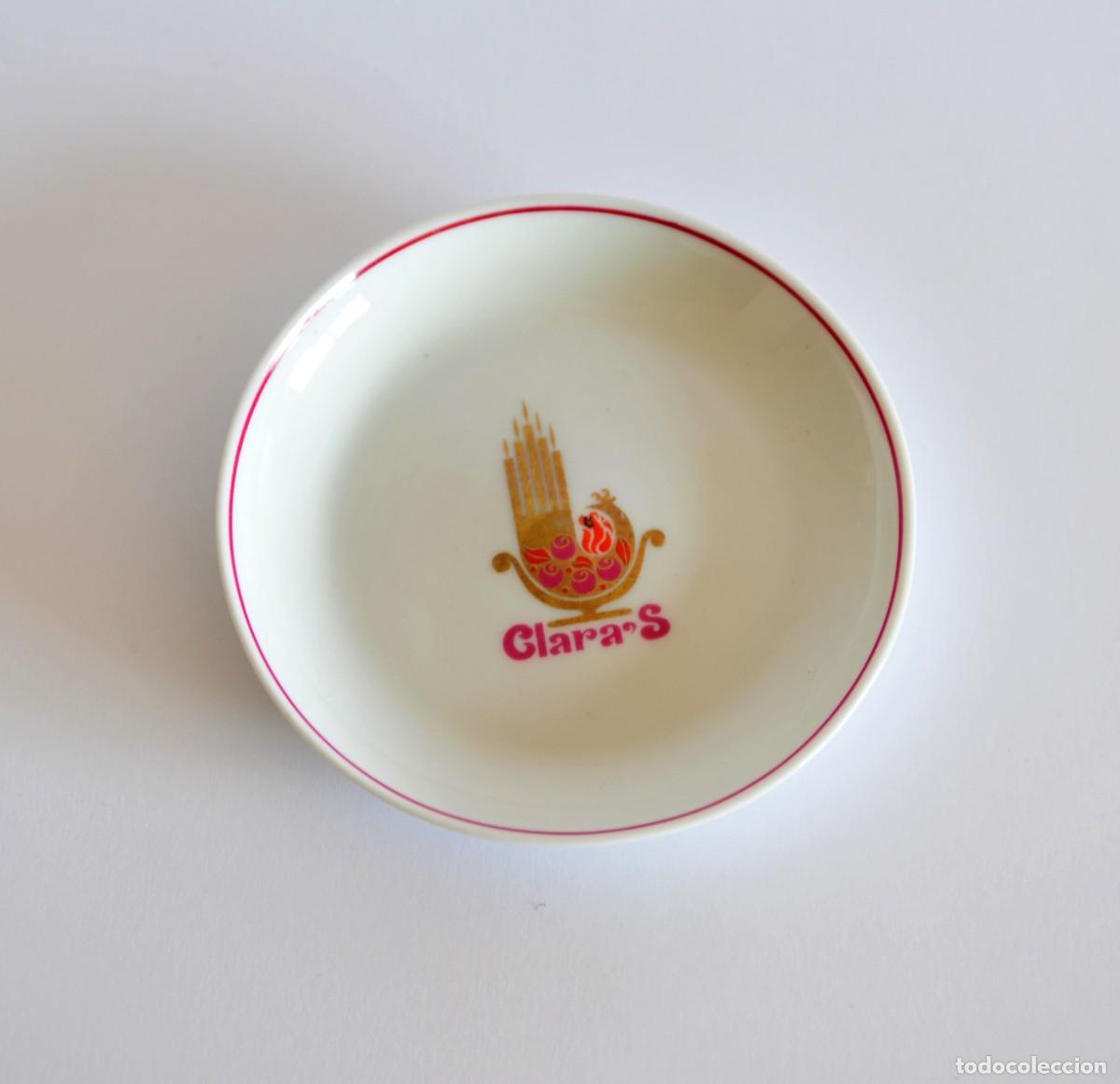 Ceniceros: Cenicero o platillo vintage de porcelana, publicidad de Clara's. BIDASOA, Made in Spain.