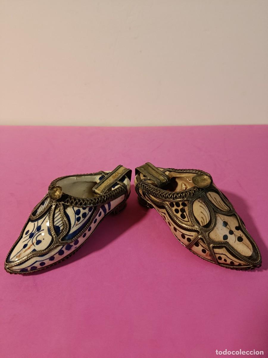 Ceniceros: DOS CENICEROS BABUCHAS DE CERAMICA ARABE - Foto 2