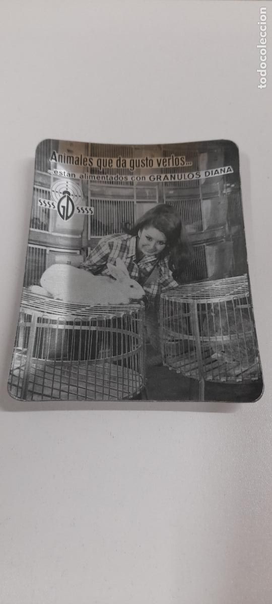 Ceniceros: ANTIGUO CENICERO GRANULOS DIANA - ALIMENTO DE ANIMALES . REALIZADO EN ALUMINIO . ORIGINAL A&Ntilde;OS 60