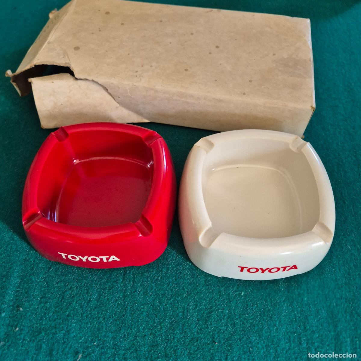 Ashtrays: CENICERO DE TOYOTA DECORACION