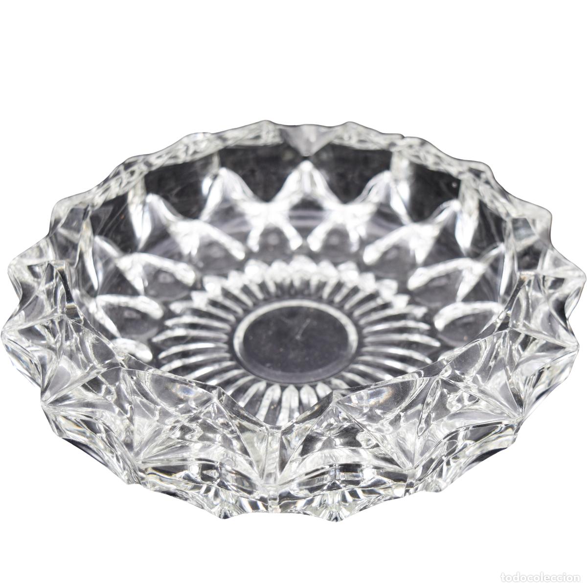 Ashtrays: Cenicero de cristal antiguo