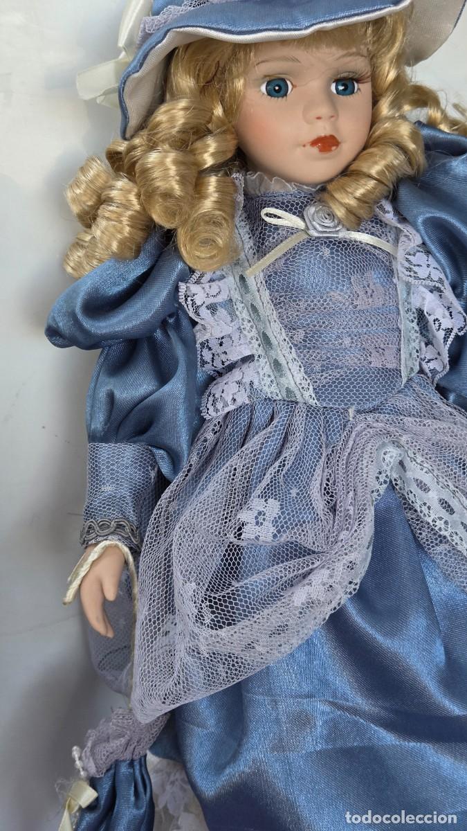 Ceniceros: mu&ntilde;eca de coleccion de porcelana - Foto 2