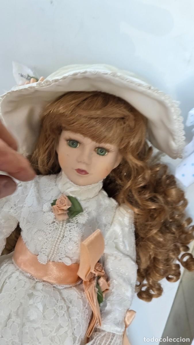 Ceniceros: mu&ntilde;eca de coleccion de porcelana - Foto 3