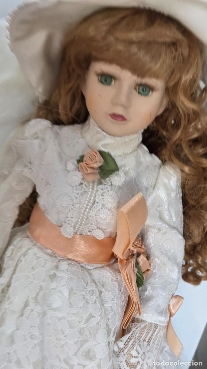 Ceniceros: mu&ntilde;eca de coleccion de porcelana - Foto 4