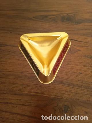 Ceniceros: Cenicero Cinzano Vintage Met&aacute;lico Triangular