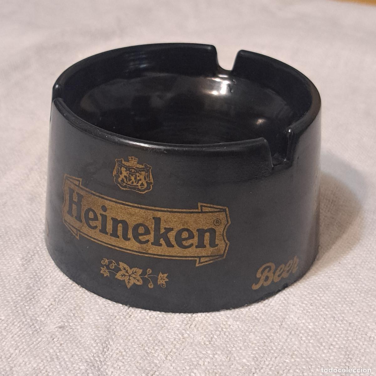 Ashtrays: Cenicero Heineken vintage negro