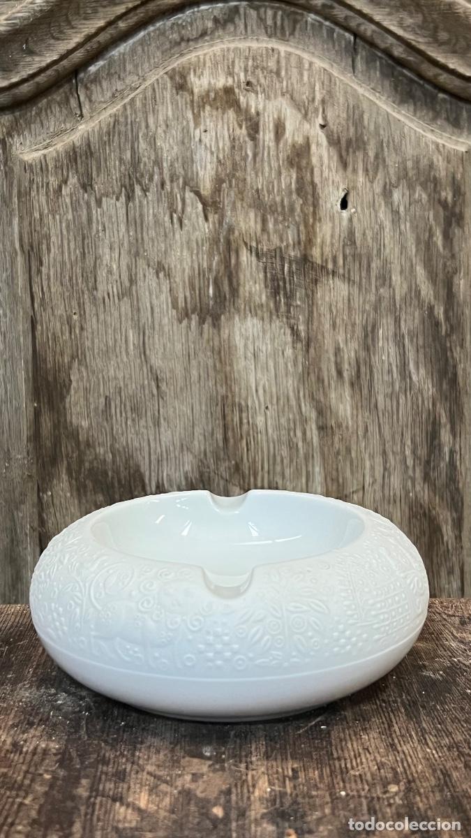 Cinzeiros: Cenicero porcelana wimblad para rosenthal biscuit flauta m&aacute;gica animales 5x13cms