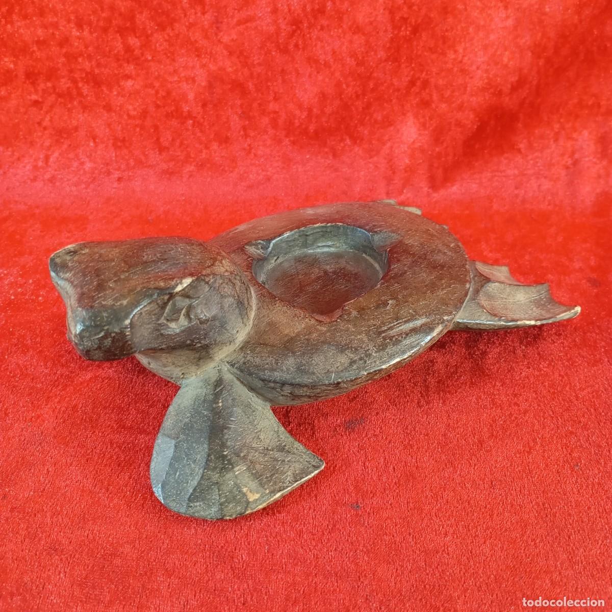 Ceniceros: CENICERO VINTAGE - FORMA DE TORTUGA - MADERA TALLADA A MANO - MEDIADOS DEL SIGLO XX - 13 X 21 CM