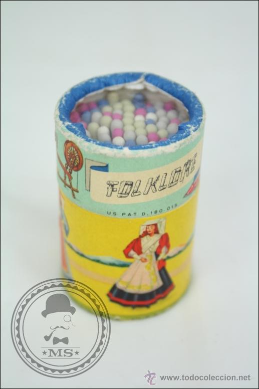 Cajas de cerillas: Antigua Caja de Cerillas Cil&iacute;ndrica - Fabricada en Italia - Peasant / Folklore - Llena - 4 x 6 Cm