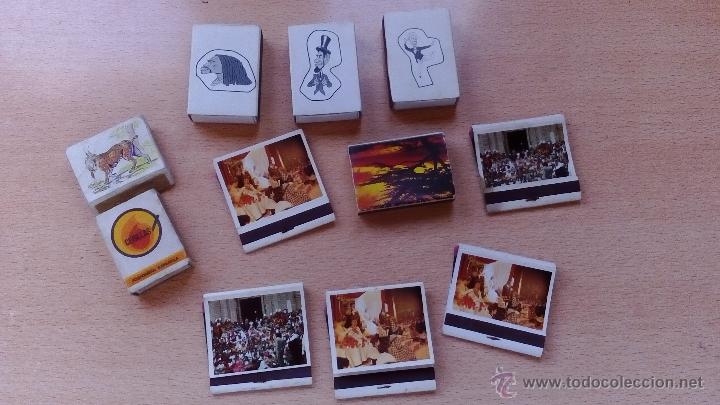 Streichholzschachteln: LOTE DE 11 CAJAS DE CERILLAS, ALGUNA DE CIUDAD Y CARICATURAS...