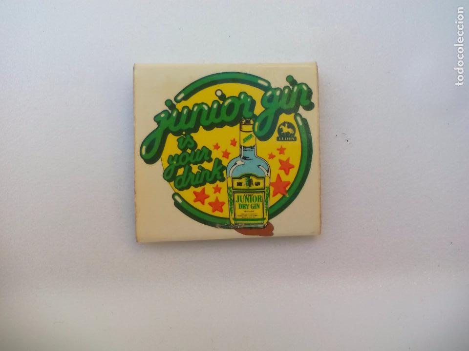 Cajas de cerillas: Junior gin. Ginebra. Terry Caja de cerillas Matchbox allumettes Matches