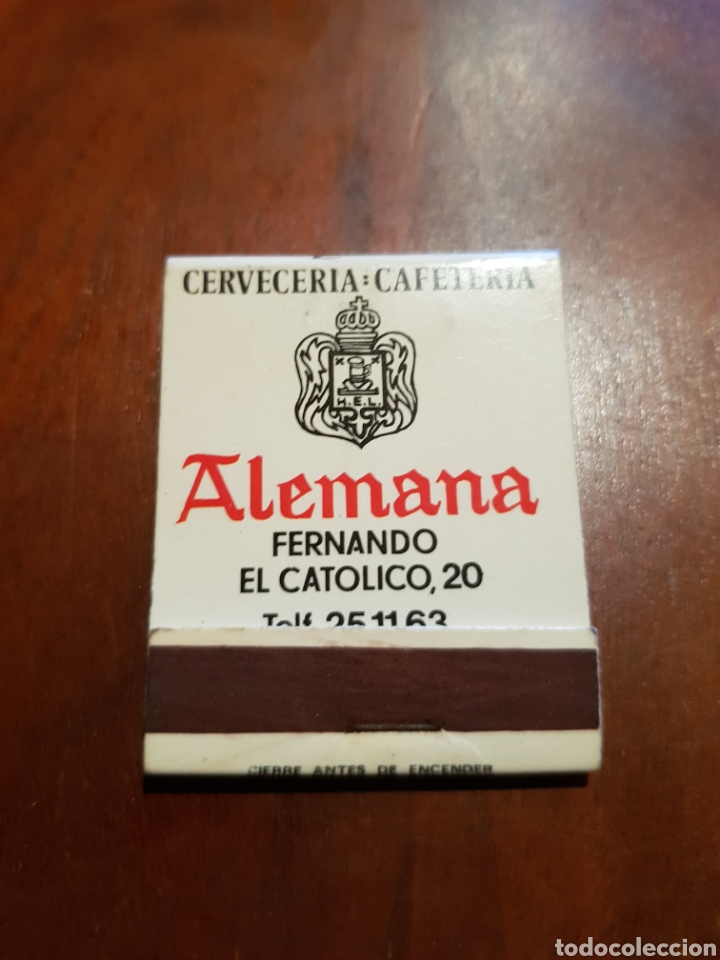 Bo&icirc;tes d'Allumettes: Caja de cerillas cervecer&iacute;a cafeter&iacute;a alemana