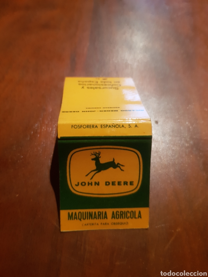Bo&icirc;tes d'Allumettes: caja de cerillas maquinaria agr&iacute;cola John Deere