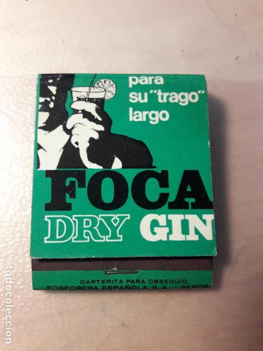Cajas de cerillas: CAJA DE CERILLAS CARTERITA FOCA DRY GIN GINEBRA BEBIDA