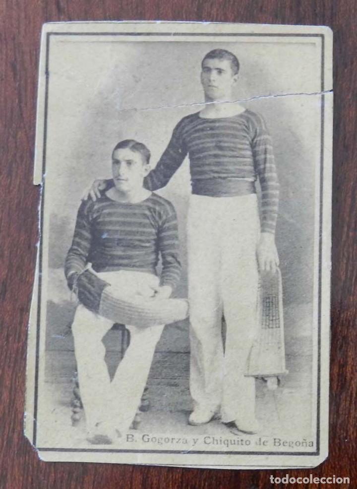 Caixas de F&oacute;sforos: Cromo de caja de cerillas pelotaris B. Gogorza y Chiquito de Bego&ntilde;a, pelota Vasca, Jai alai, cesta p