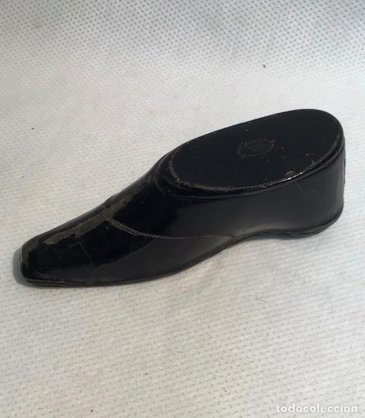 Cajas de cerillas: CERILLERA EN FORMA ZAPATO, S. XIX - Foto 2