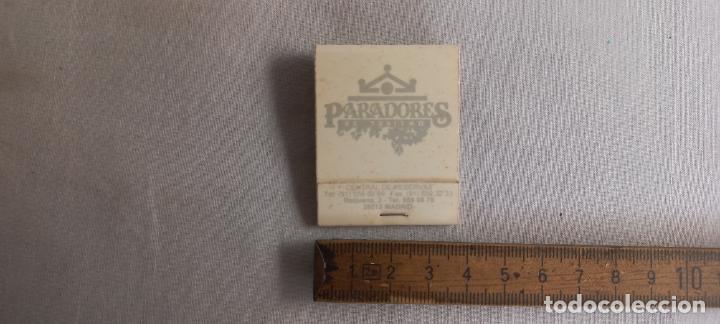 Cajas de Cerillas: ANTIGUA CAJA CERILLAS PARADORES DE TURISMO. COMPLETA. matchbox