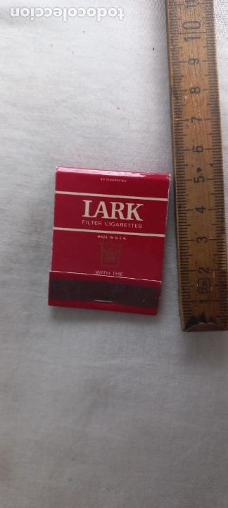 Cajas de Cerillas: ANTIGUA CAJA CERILLAS LARK FILTER CIGARETTES. CIGARRILLOS. matchbox