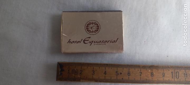 Cajas de Cerillas: ANTIGUA CAJA DE CERILLAS HOTEL EQUATORIAL SHESA KAMPACHI RESTAURANT COFFEE SINGAPORE matchbox
