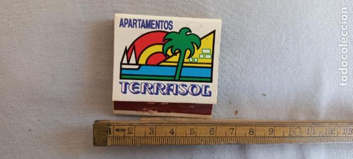 Cajas de Cerillas: APARTAMENTOS TERRASOL. TORRE DEL MAR. VELEZ MALAGA. CAJA DE CERILLAS. MATCHBOX ALLUMETTES MATCHES.