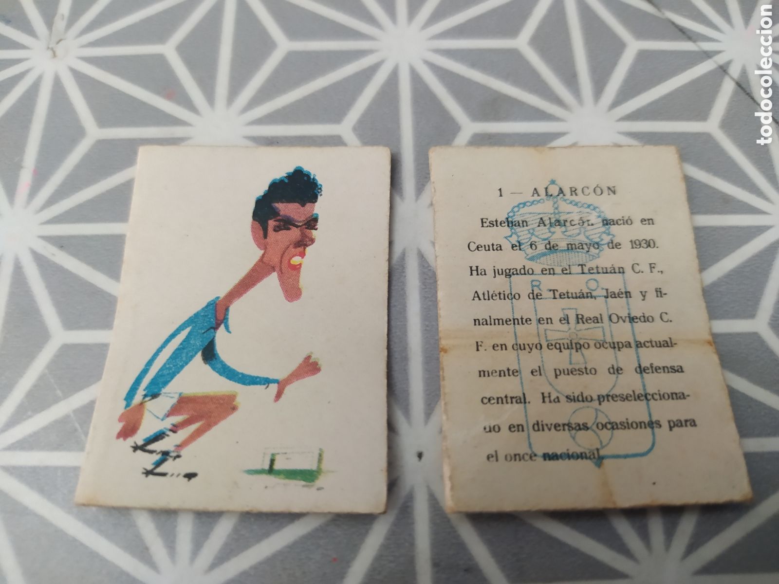 Cajas de Cerillas: ALARCON, N&ordm; 1. OVIEDO. JUGADOR A&Ntilde;OS 50-60. LLEVA LA CARICATURA Y LA DESCRIPCION.