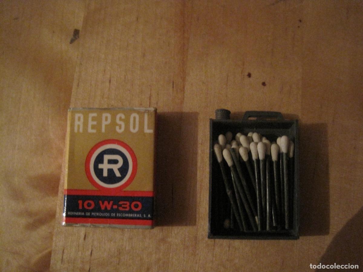 Cajas de Cerillas: CAJA DE CERILLAS REPSOL CON FORMA DE LATA ACEITE CON SUS CERILLAS