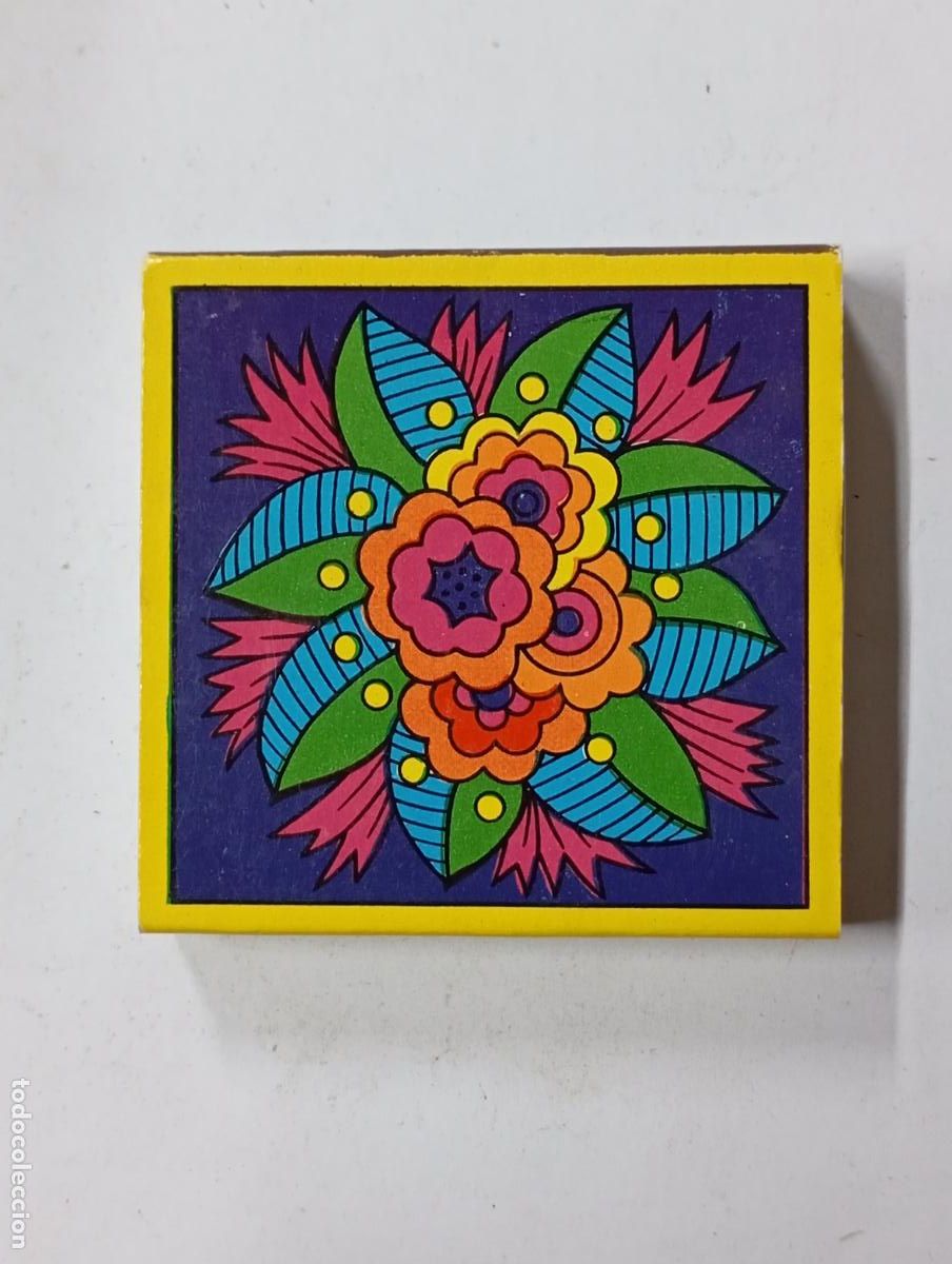 Bo&icirc;tes d'Allumettes: CAJA DE CERILLAS FLORES. PN17