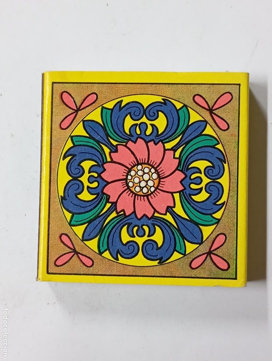 Matchboxes: CAJA DE CERILLAS DIBUJO FLORES. PN17
