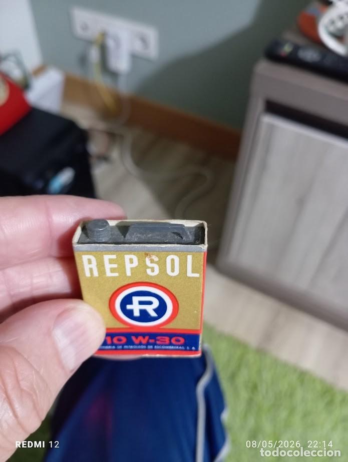Cajas de Cerillas: CURIOSA CAJA DE CERILLAS LATA ACEITE REPSOL