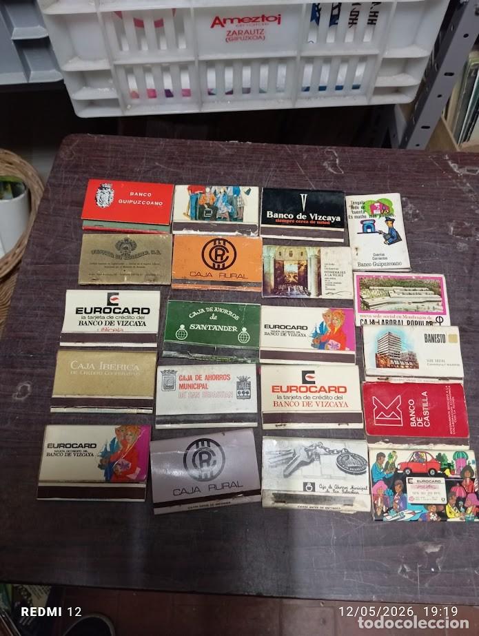 Cajas de Cerillas: LOTE 127 CAJAS DE CERILLAS BANCOS Y CAJAS DE AHORRO